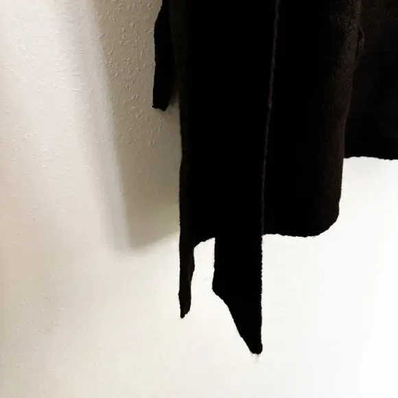 Madden One Size Black Sweater Poncho Braided Shoulder Front Pockets Cozy Staple - Picture 7 of 12